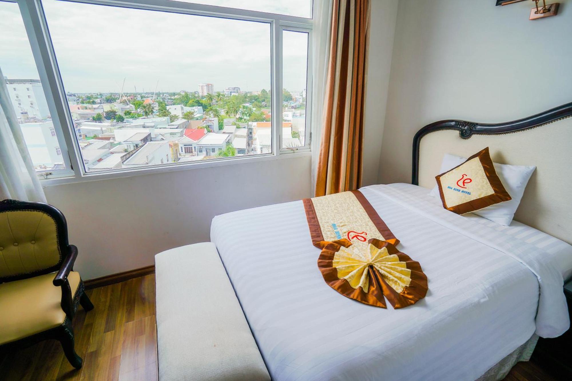 Hoa Binh 1 Hotel Лонгсюен Экстерьер фото