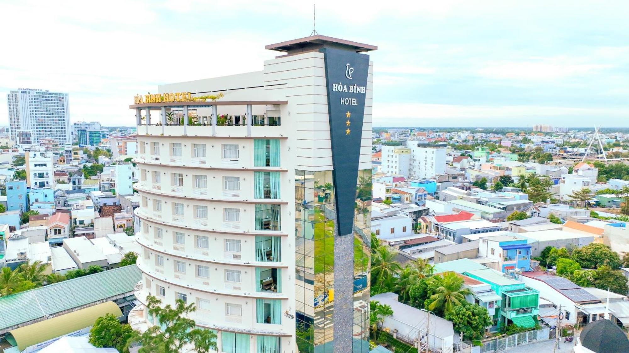 Hoa Binh 1 Hotel Лонгсюен Экстерьер фото