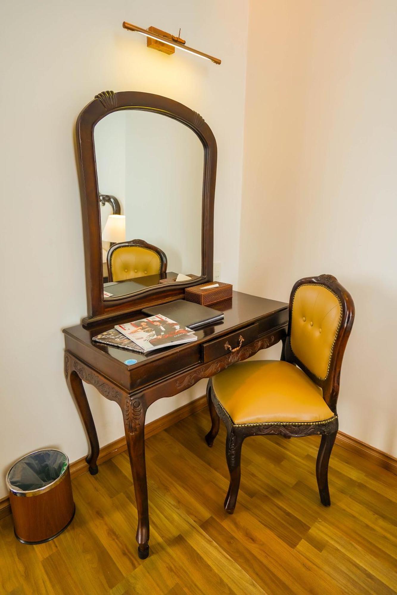Hoa Binh 1 Hotel Лонгсюен Экстерьер фото