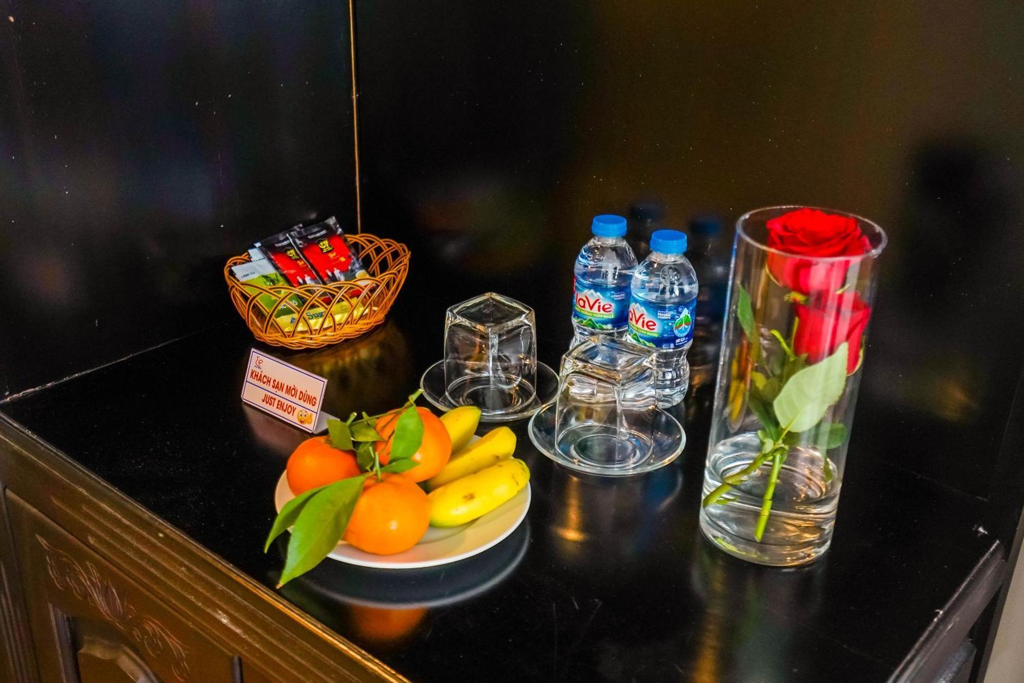 Hoa Binh 1 Hotel Лонгсюен Экстерьер фото