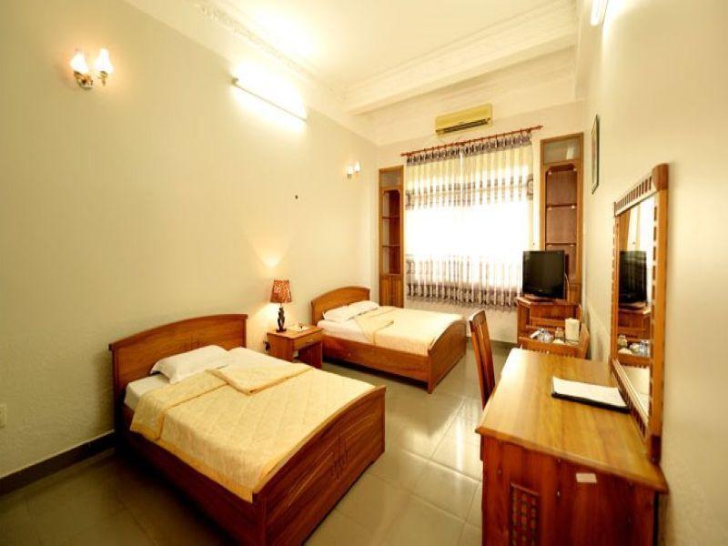 Hoa Binh 1 Hotel Лонгсюен Экстерьер фото